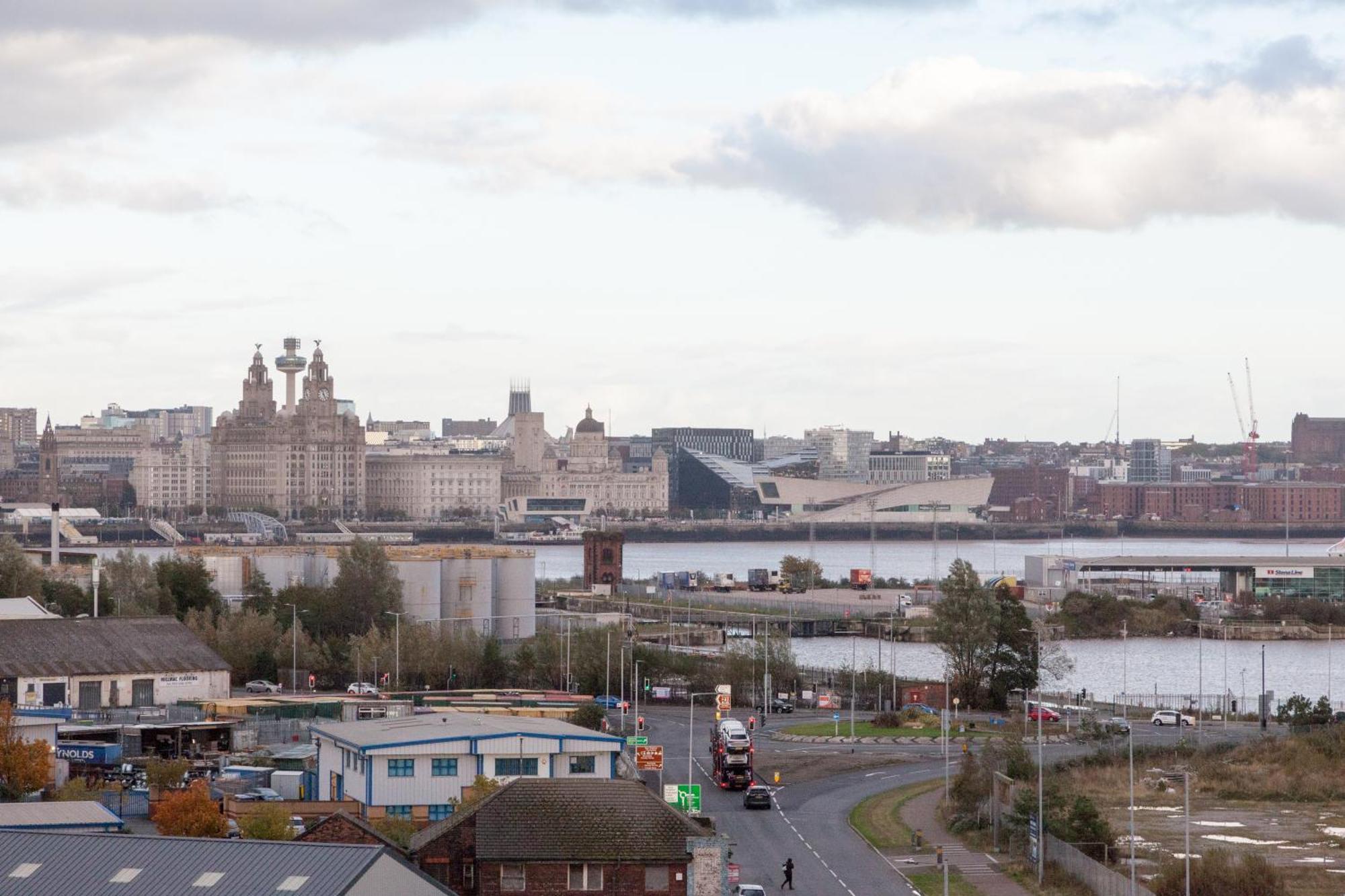 Weekly & Monthly Stays In Penthouse For Contractors Or Leisure Single Or Superking Beds Available Birkenhead Extérieur photo