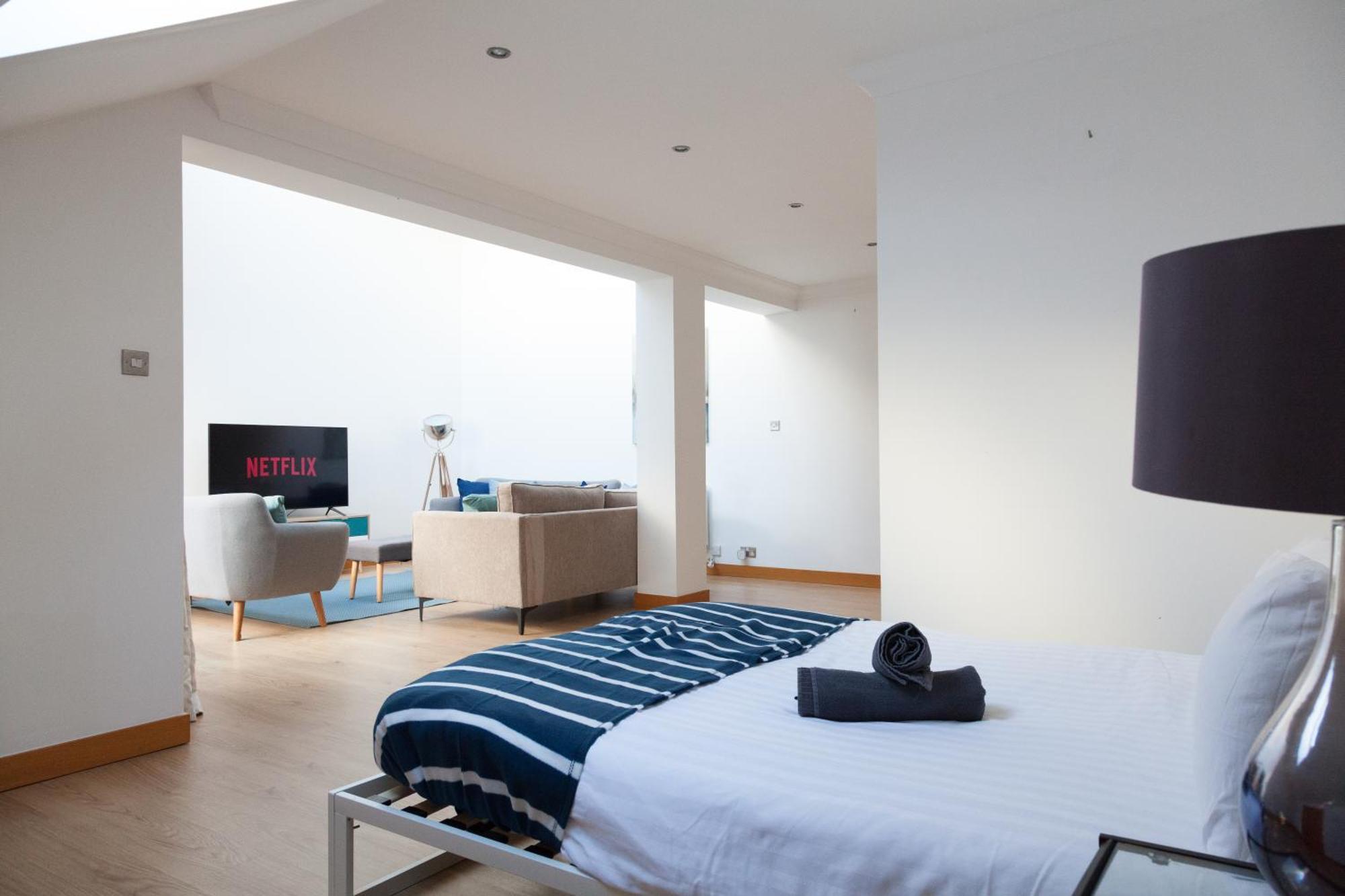 Weekly & Monthly Stays In Penthouse For Contractors Or Leisure Single Or Superking Beds Available Birkenhead Extérieur photo